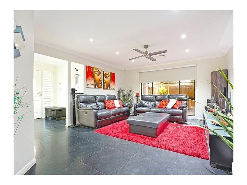 42 Aberdeen Circuit, Glenmore Park NSW 2745