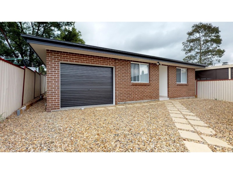 2B Charlotte Street, Merrylands NSW 2160