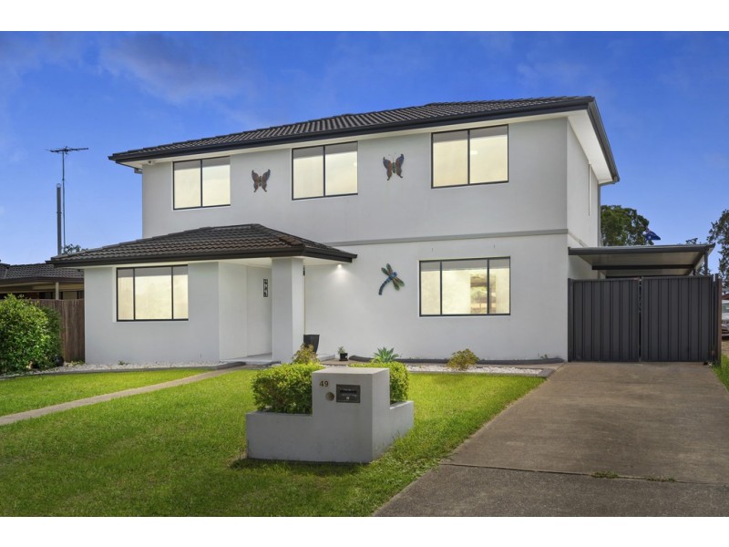 49 Madison Circuit, St Clair NSW 2759