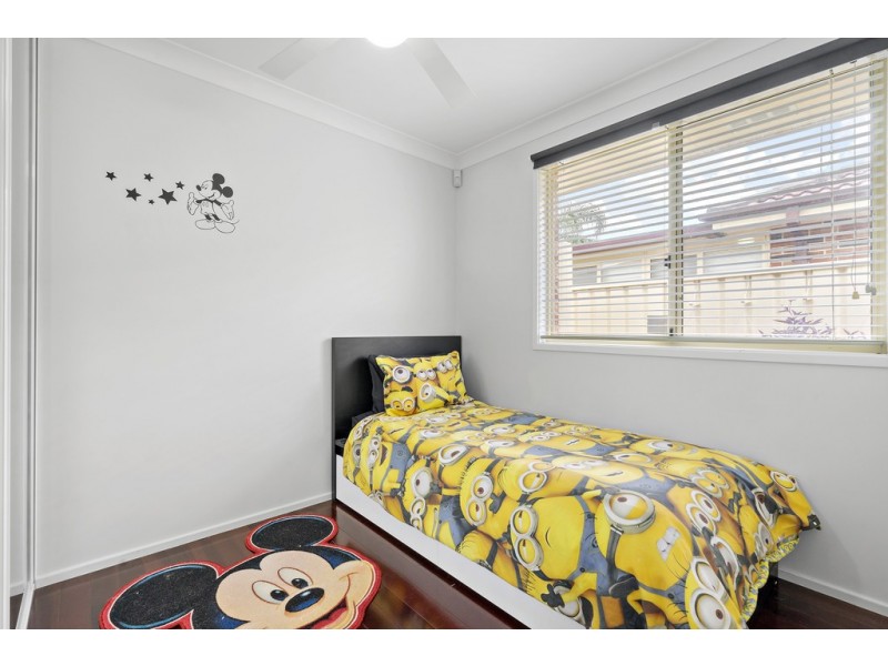 15 Paganini Cres, Claremont Meadows NSW 2747