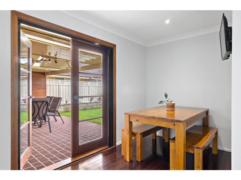 15 Paganini Cres, Claremont Meadows NSW 2747
