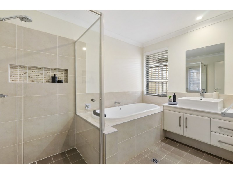 59 Darug Avenue, Glenmore Park NSW 2745