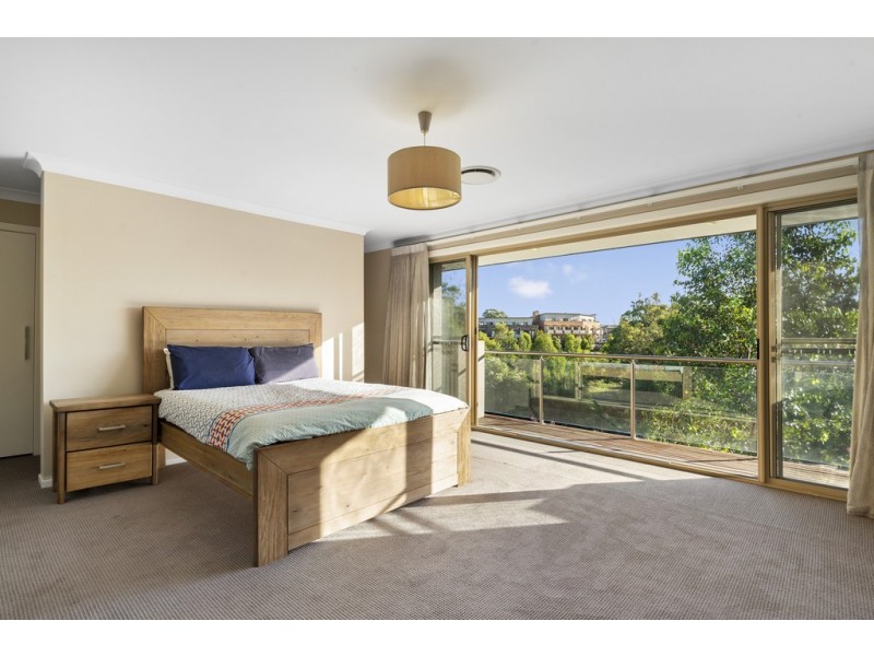 9 Greenlink Drive, Glenmore Park NSW 2745