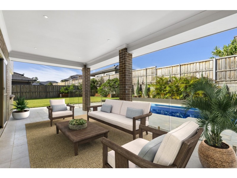 9 Greenlink Drive, Glenmore Park NSW 2745