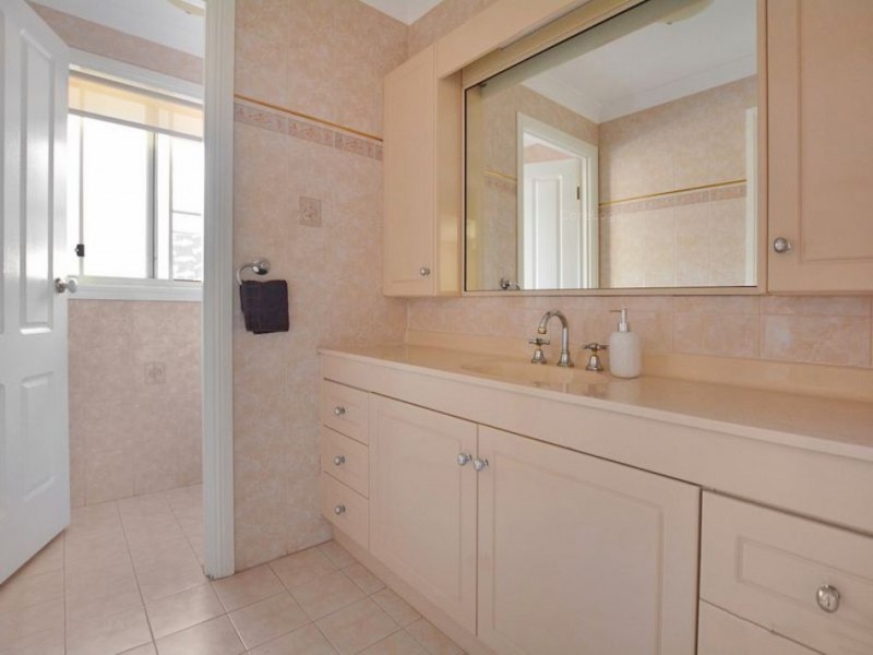 74 Sir John Jamison Circuit, Glenmore Park NSW 2745