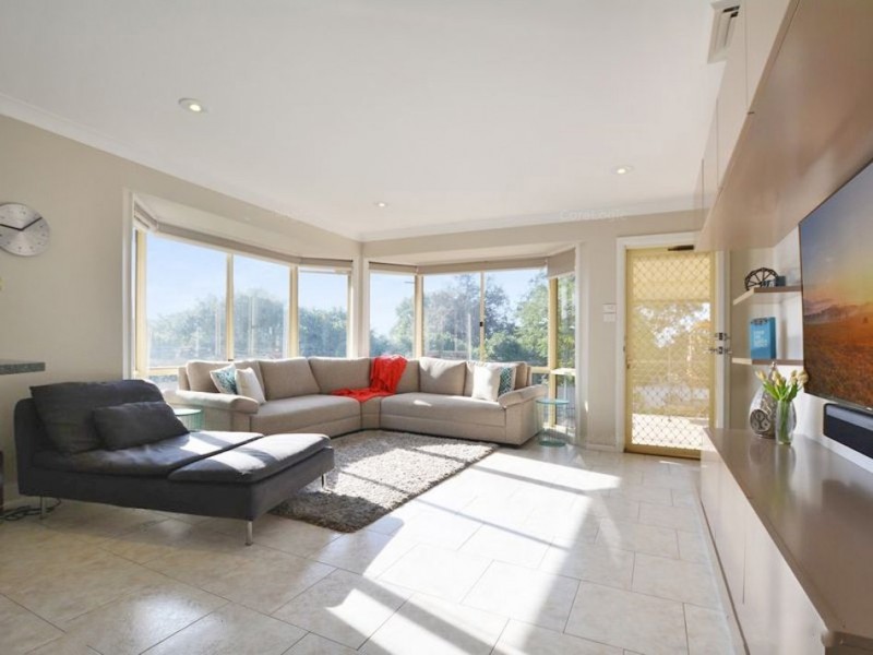 74 Sir John Jamison Circuit, Glenmore Park NSW 2745