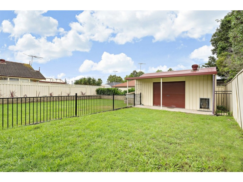 15 Paganini Crescent, Claremont Meadows NSW 2747