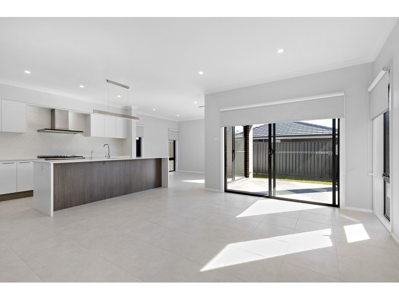 13 Enmore Street, Marsden Park NSW 2765