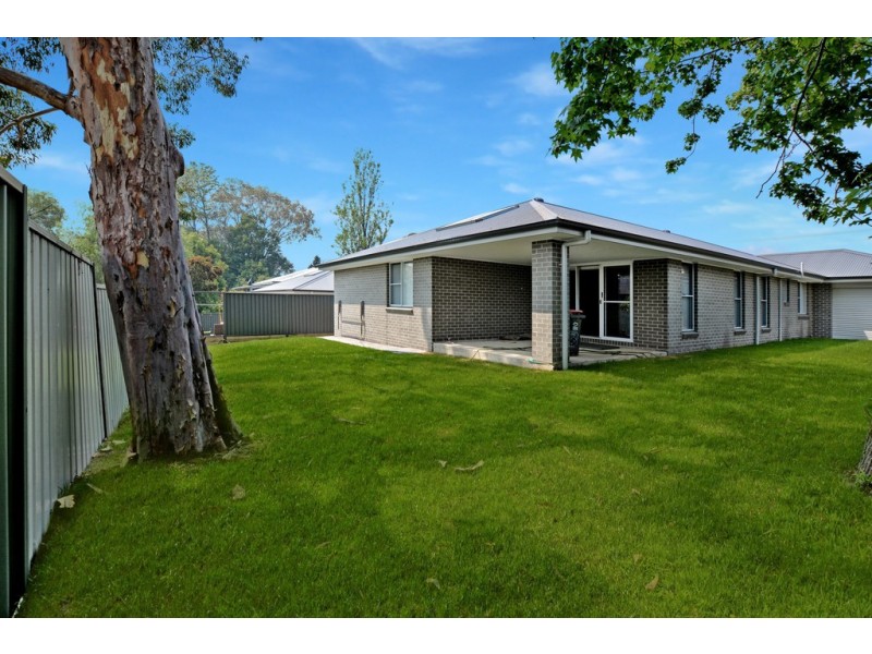 5 Peter Pan Avenue, Wallacia NSW 2745