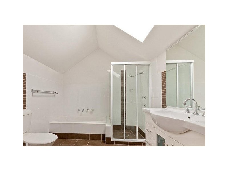 2/141 Jamison Road, Penrith NSW 2750