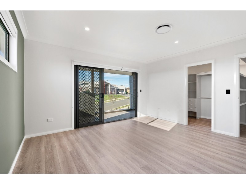 2 Macadamia Court, Kingswood NSW 2747