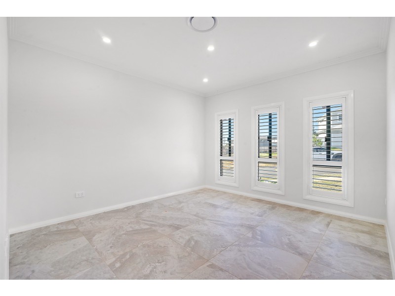 2 Macadamia Court, Kingswood NSW 2747