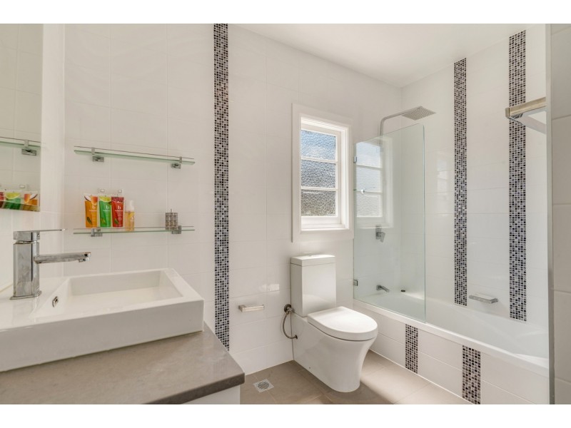 16 McNaughton Street, Jamisontown NSW 2750