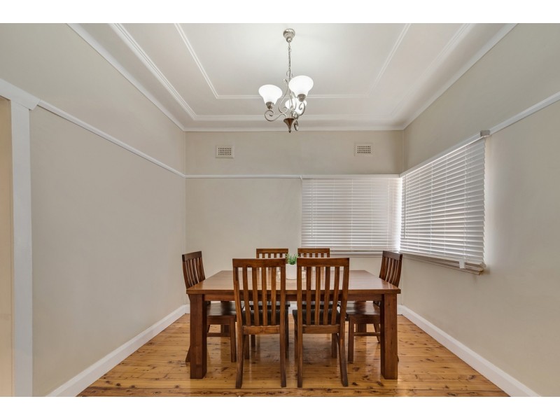 16 McNaughton Street, Jamisontown NSW 2750