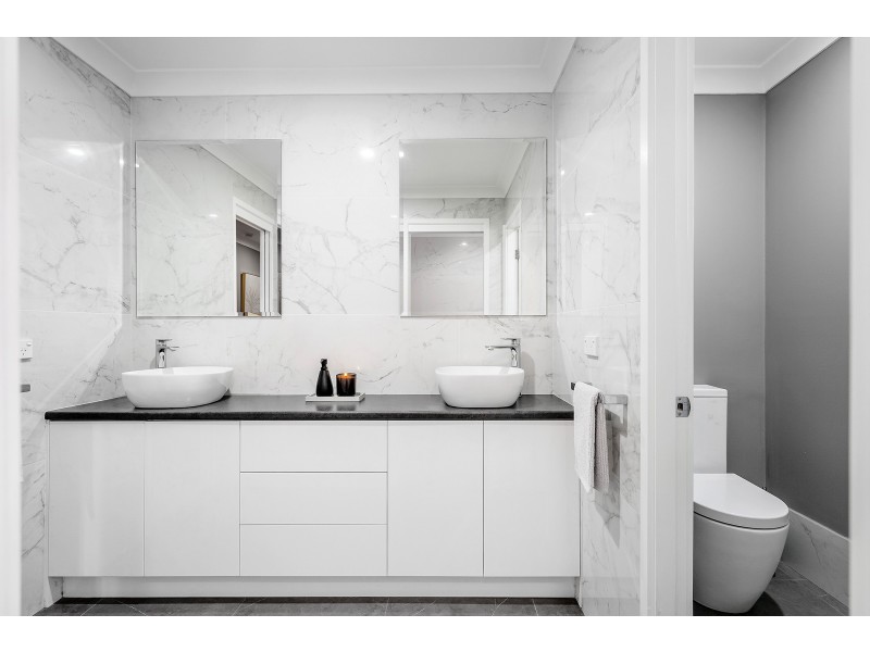 39 Luttrell Street, Glenmore Park NSW 2745