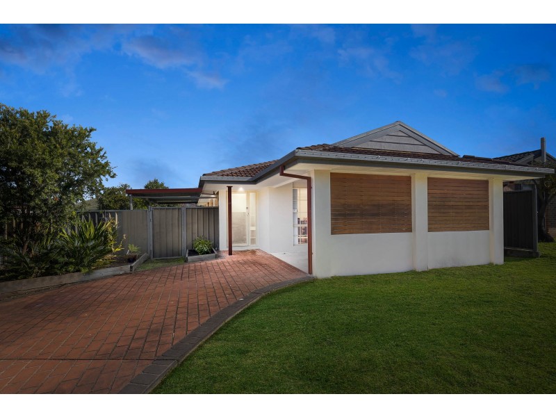 27 Goldmark Crescent, Cranebrook NSW 2749