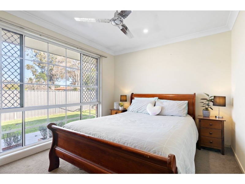 27 Goldmark Crescent, Cranebrook NSW 2749