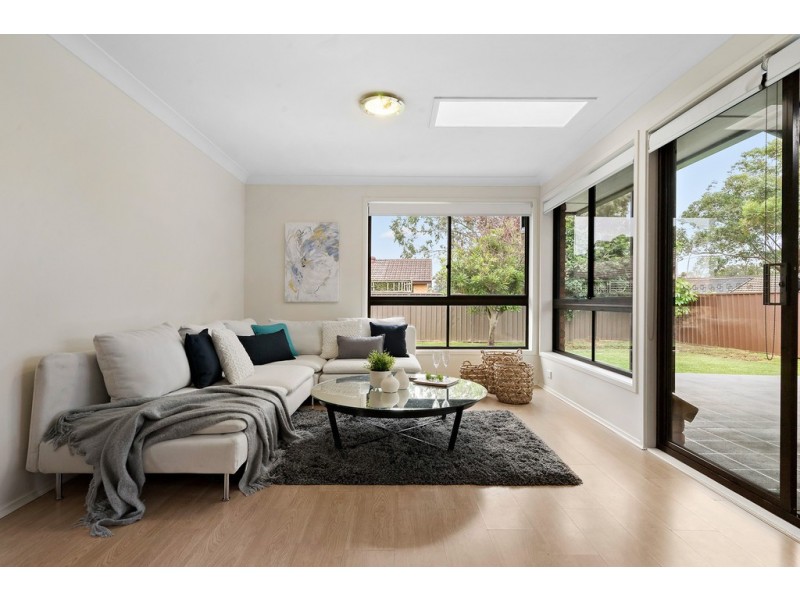 2 Merino Circuit, St Clair NSW 2759