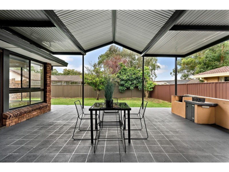 2 Merino Circuit, St Clair NSW 2759