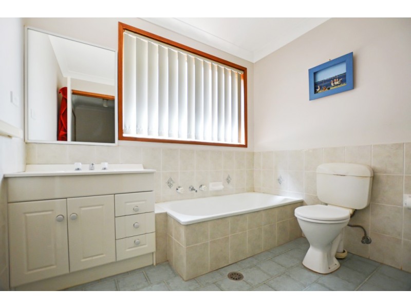 12a Leonay Parade, Leonay NSW 2750