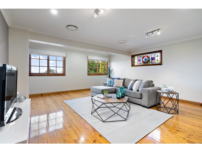 46 Deloraine Drive, Leonay NSW 2750