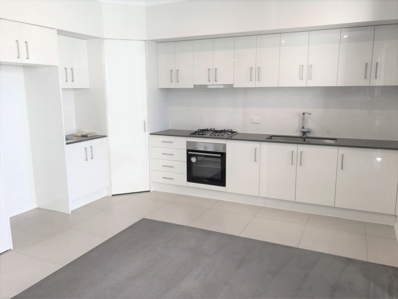 8 William Hart Crescent, Penrith NSW 2750