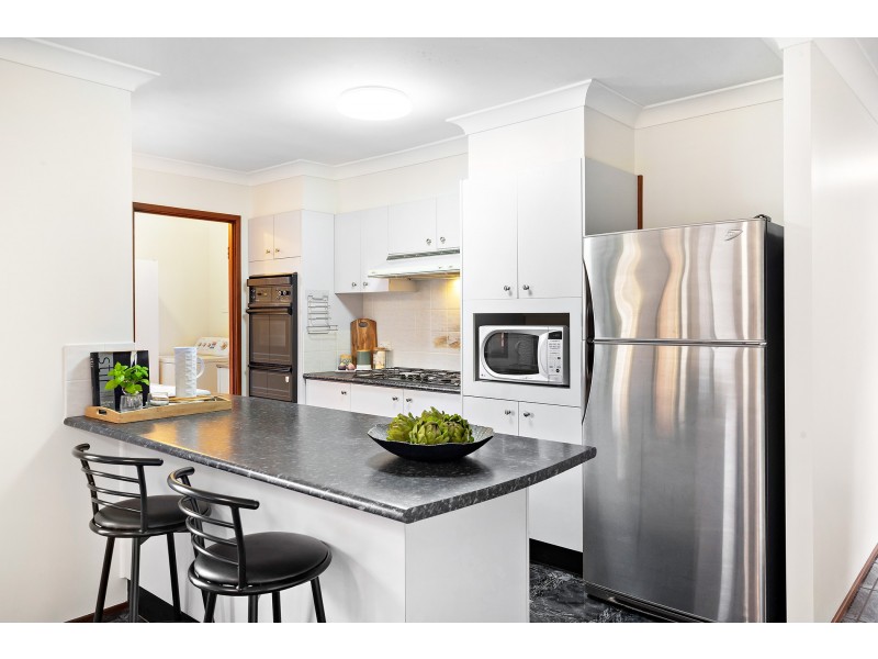 10 Cliff Place, Cranebrook NSW 2749