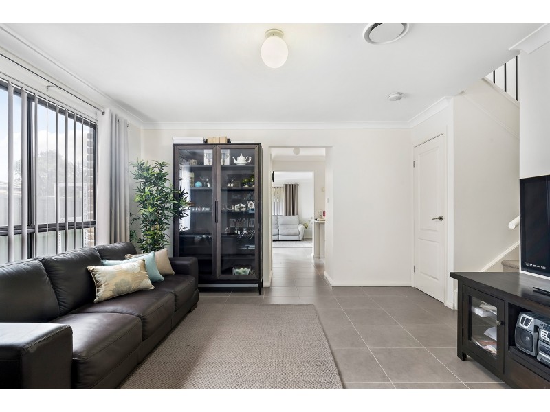 18a Tarrabundi Drive, Glenmore Park NSW 2745