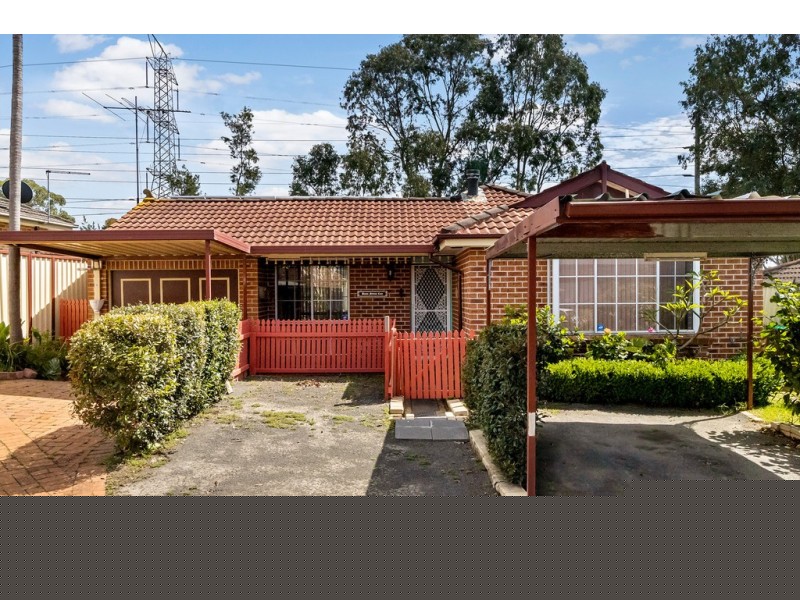 18 Friarbird Crescent, Glenmore Park NSW 2745