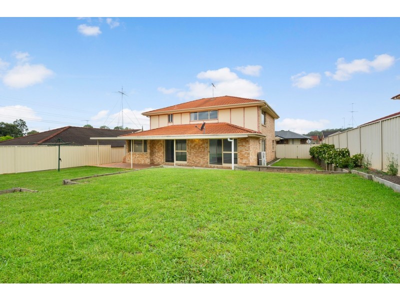5 Woodlands Drive, Glenmore Park NSW 2745