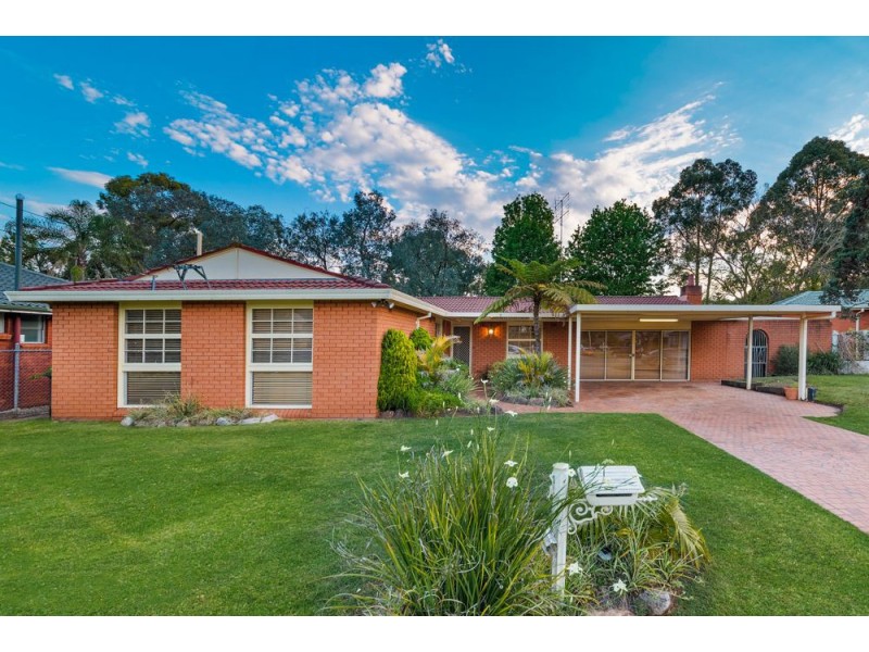 40 Pamela Parade, Leonay NSW 2750