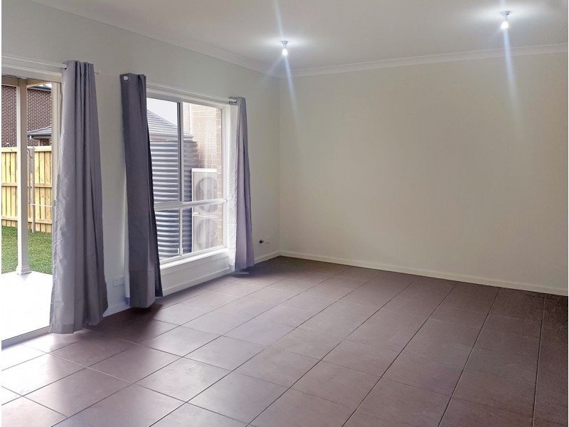 11 Hudson Street, Penrith NSW 2750