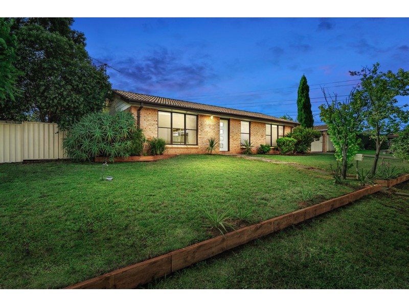 57 Jeffrey Avenue, St Clair NSW 2759