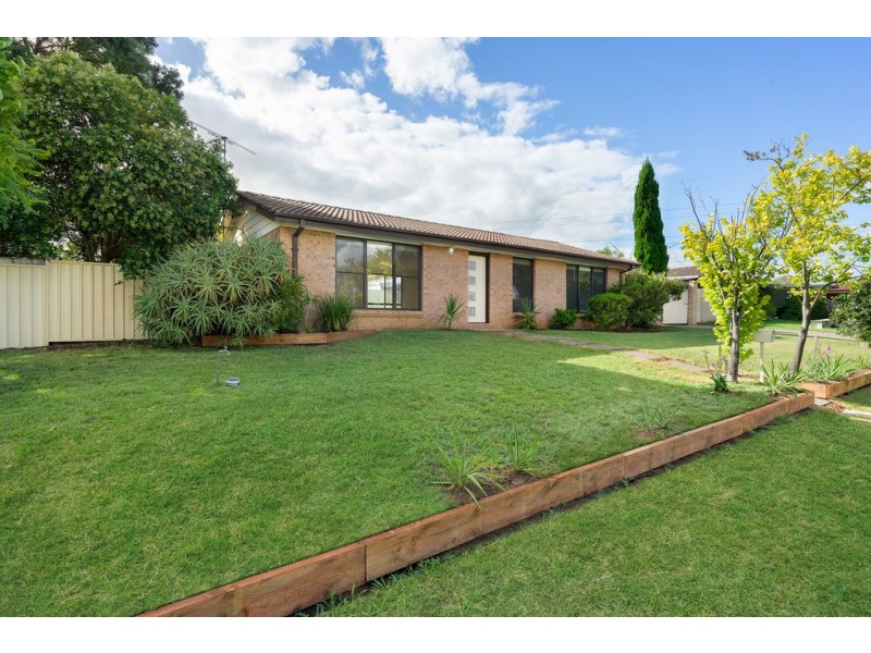 57 Jeffrey Avenue, St Clair NSW 2759