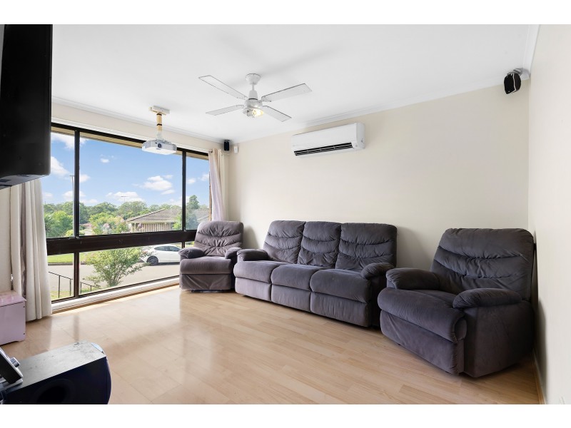 4 Pensax Road, Cranebrook NSW 2749