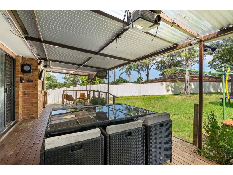 4 Pensax Road, Cranebrook NSW 2749