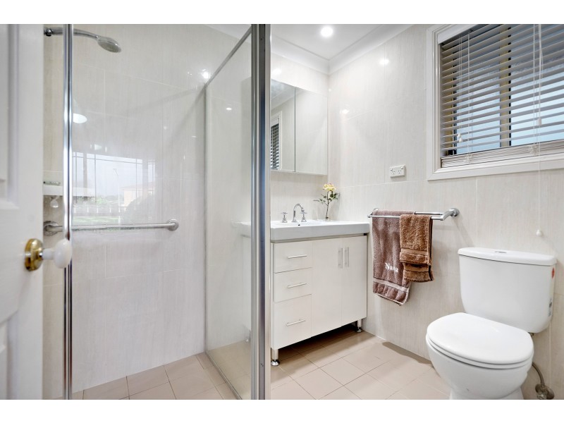 7 Winna Place, Glenmore Park NSW 2745