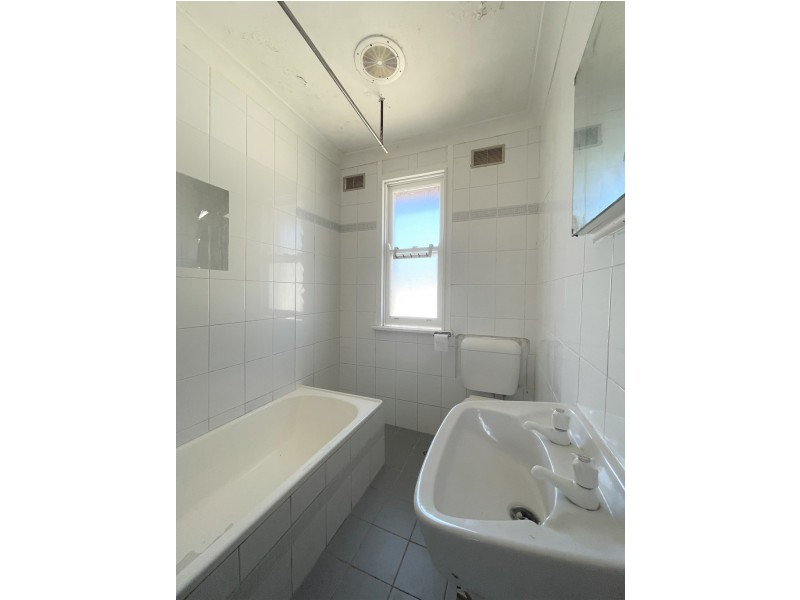 15 Copeland Road, Lethbridge Park NSW 2770