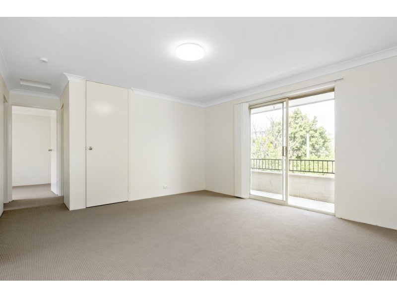 10/2-4 Haynes Street, Penrith NSW 2750
