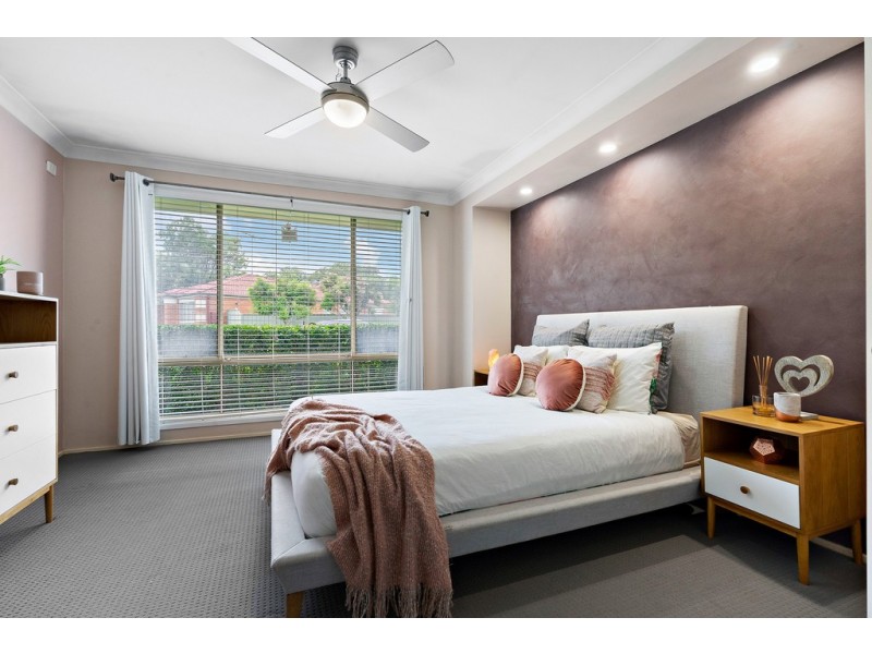 10 Narran Place, Glenmore Park NSW 2745