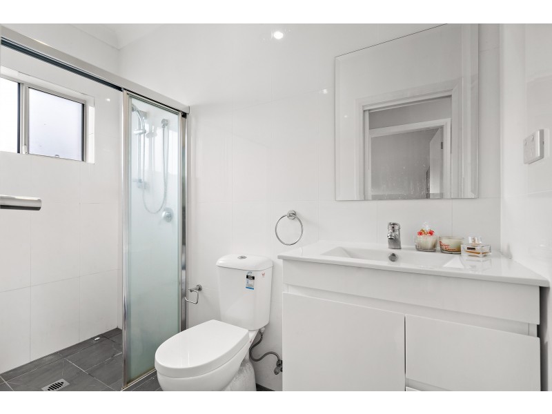 52 and 52a Mulgoa Road, Regentville NSW 2745