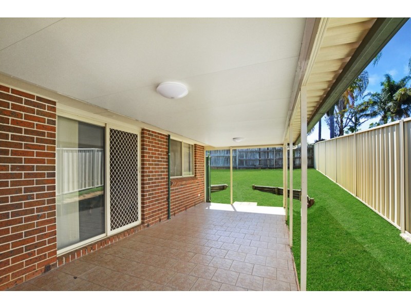 10 Poa Place, Glenmore Park NSW 2745