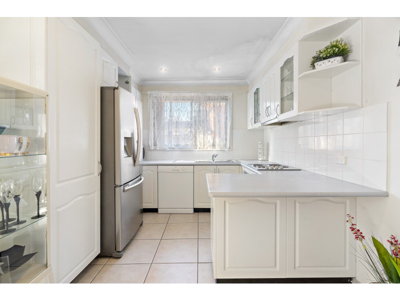 11 Twickenham Avenue, Cambridge Park NSW 2747