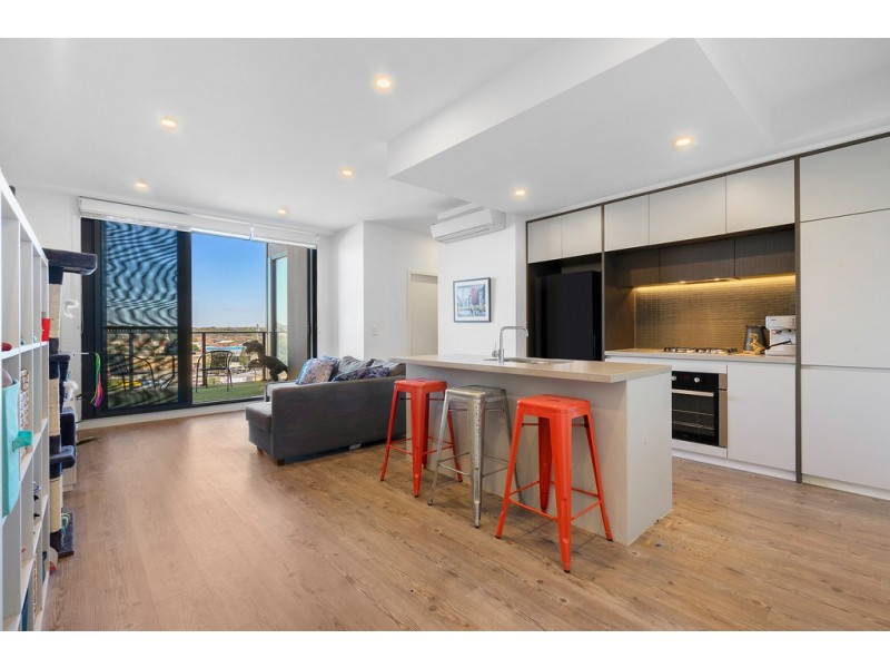 908/81B Lord Sheffield Circuit, Penrith NSW 2750