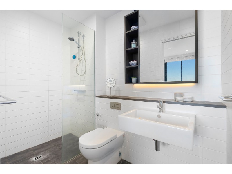 908/81B Lord Sheffield Circuit, Penrith NSW 2750