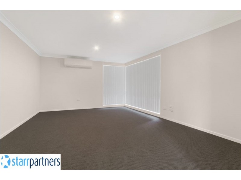 10 Hatchinson Crescent, Jamisontown NSW 2750