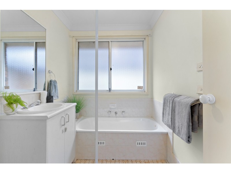 1a Hercules Close, Cranebrook NSW 2749