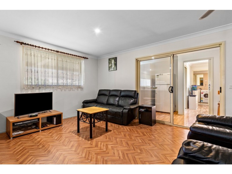 23 Tarrabundi Drive, Glenmore Park NSW 2745