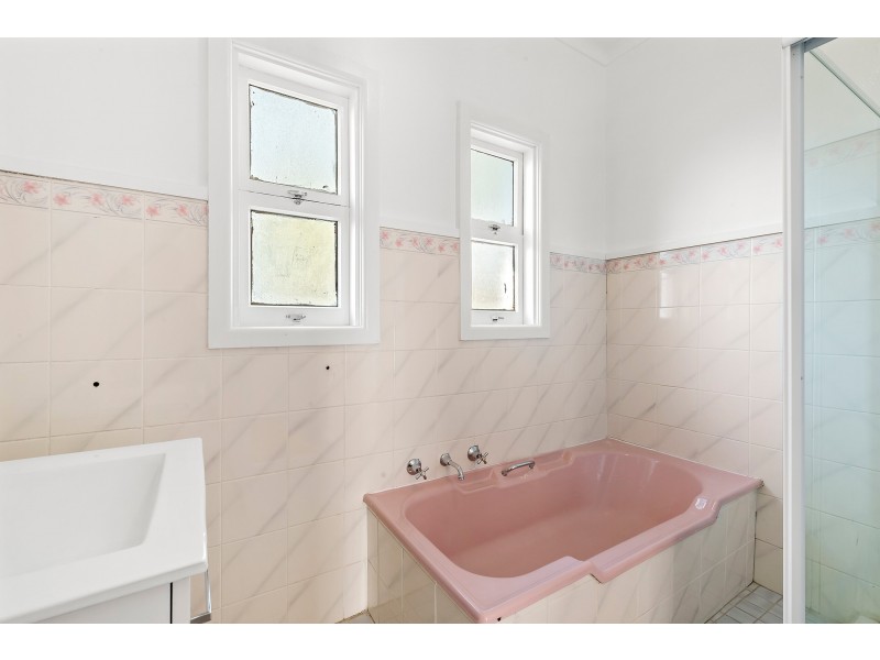 8 Hilltop Road, Penrith NSW 2750