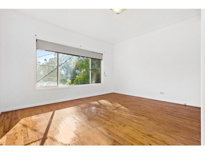 8 Hilltop Road, Penrith NSW 2750